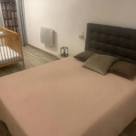 Le Port Sur Tatil Evi Cugand